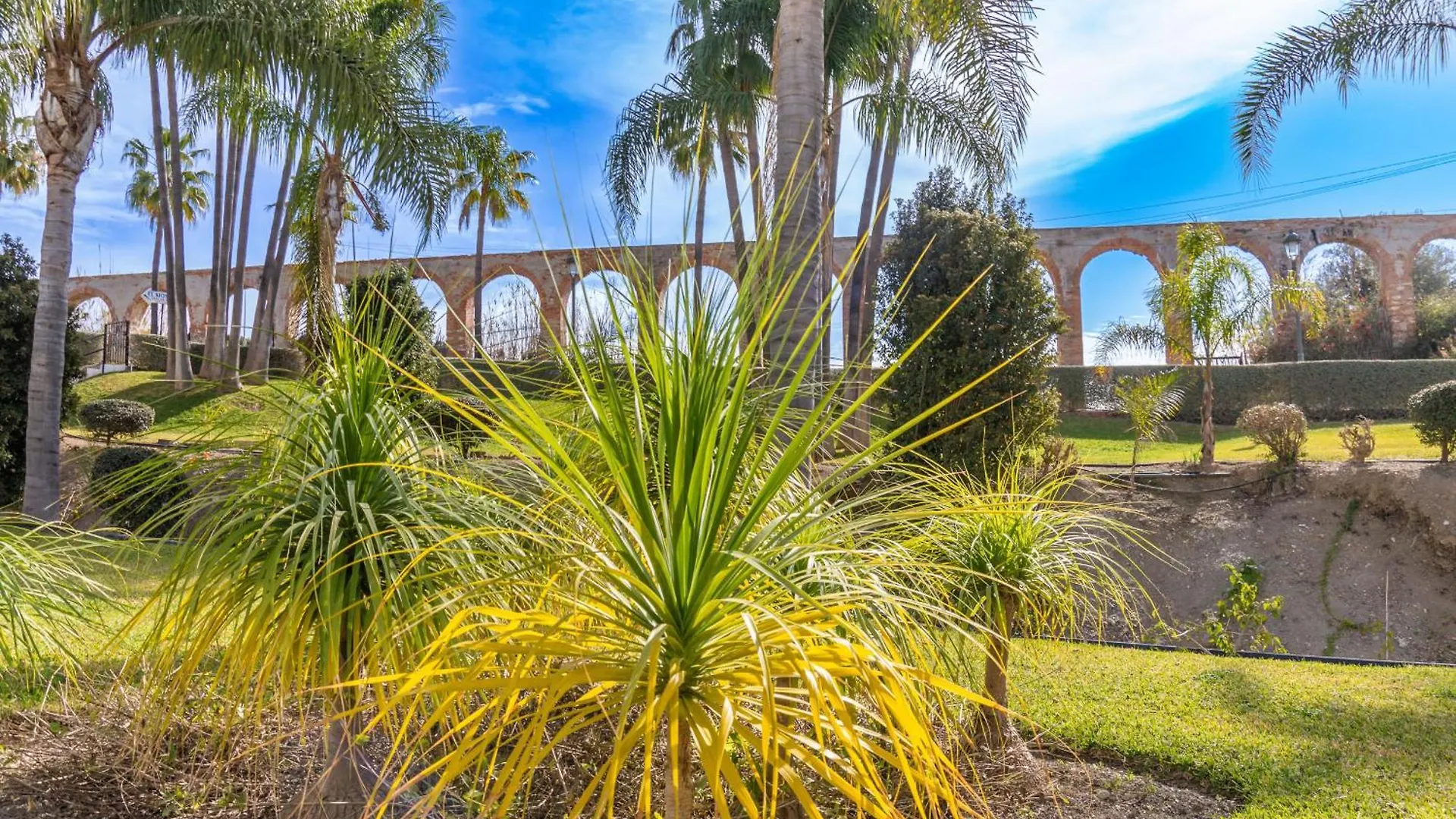 Las Palmas 2A Oasis Properties Nerja Nyaraló