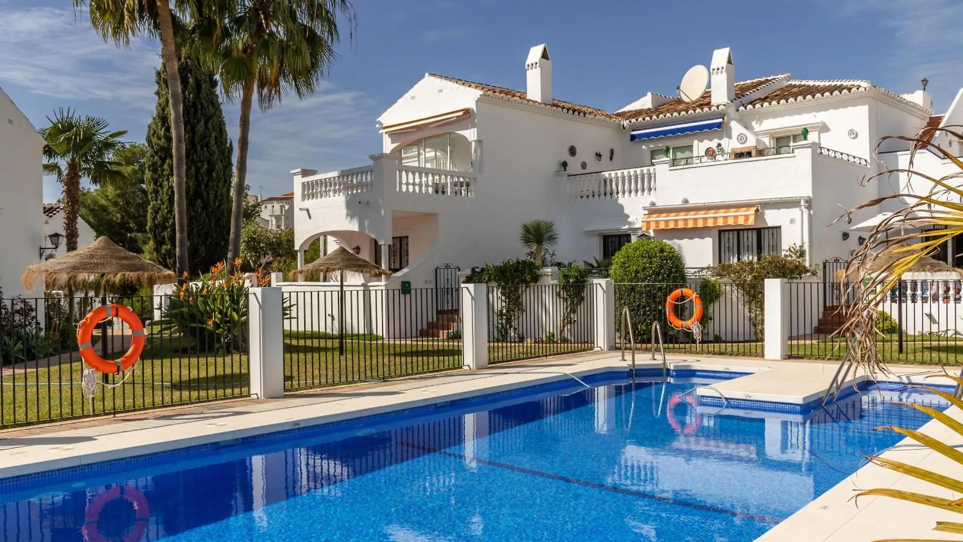 Las Palmas 2A Oasis Properties Nerja Holiday home